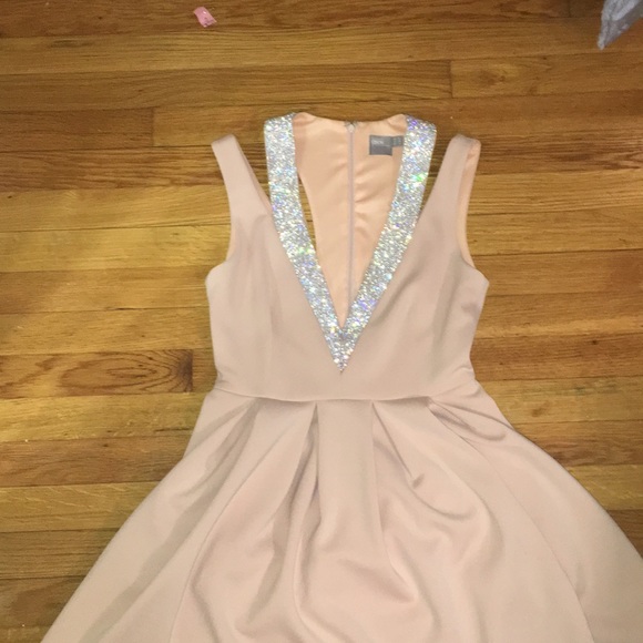 Dress - Picture 4 of 6